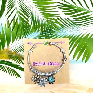 Flower bracelet